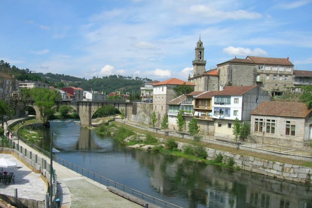 RIBADAVIA (La fería del vino)